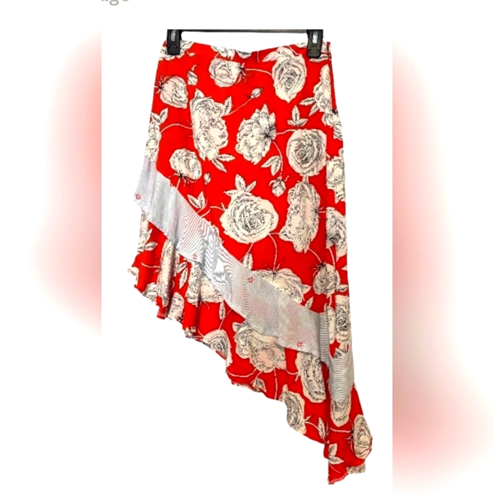 JAASE sz Sm Assymetrical Hem Skirt